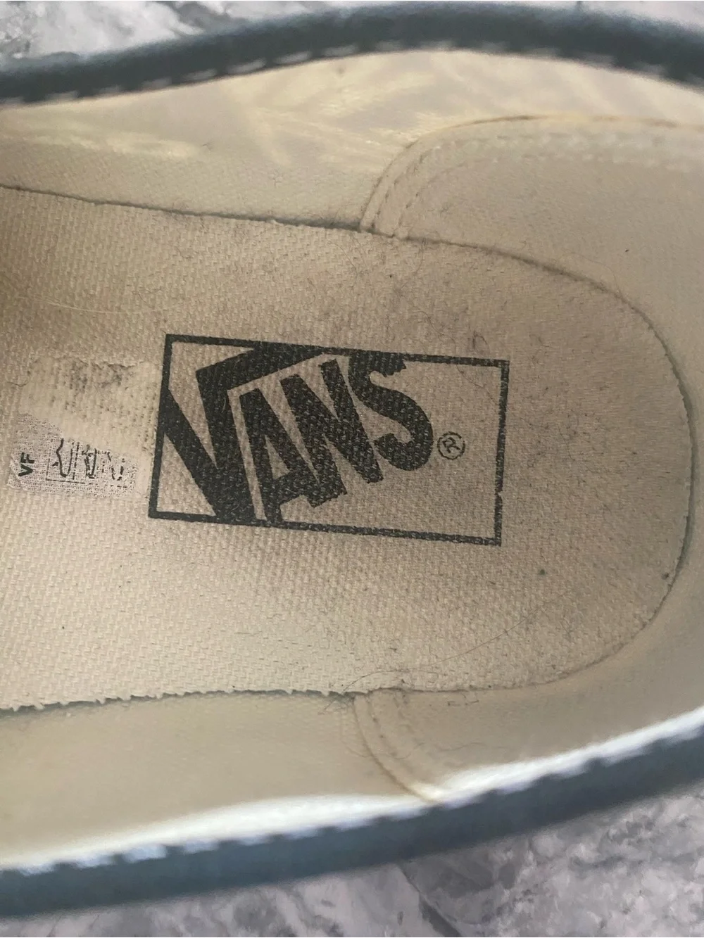 Vans Unisex  Authentic OT C Repeat  Black & White Off The Wall Skate Sneakers